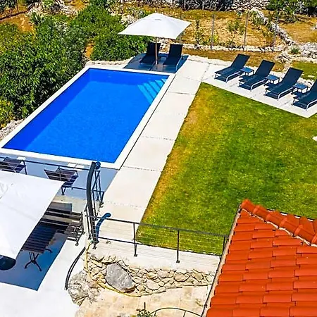 Majkovica - 4 Bedroom With Private Pool & En-suite Bathrooms & Parking Hotel Orasac